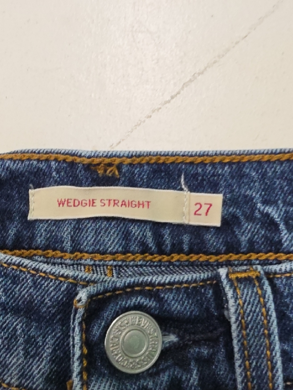 Levis Classic Wedgie Straight Leg Blue Jeans - Picture 3 of 9